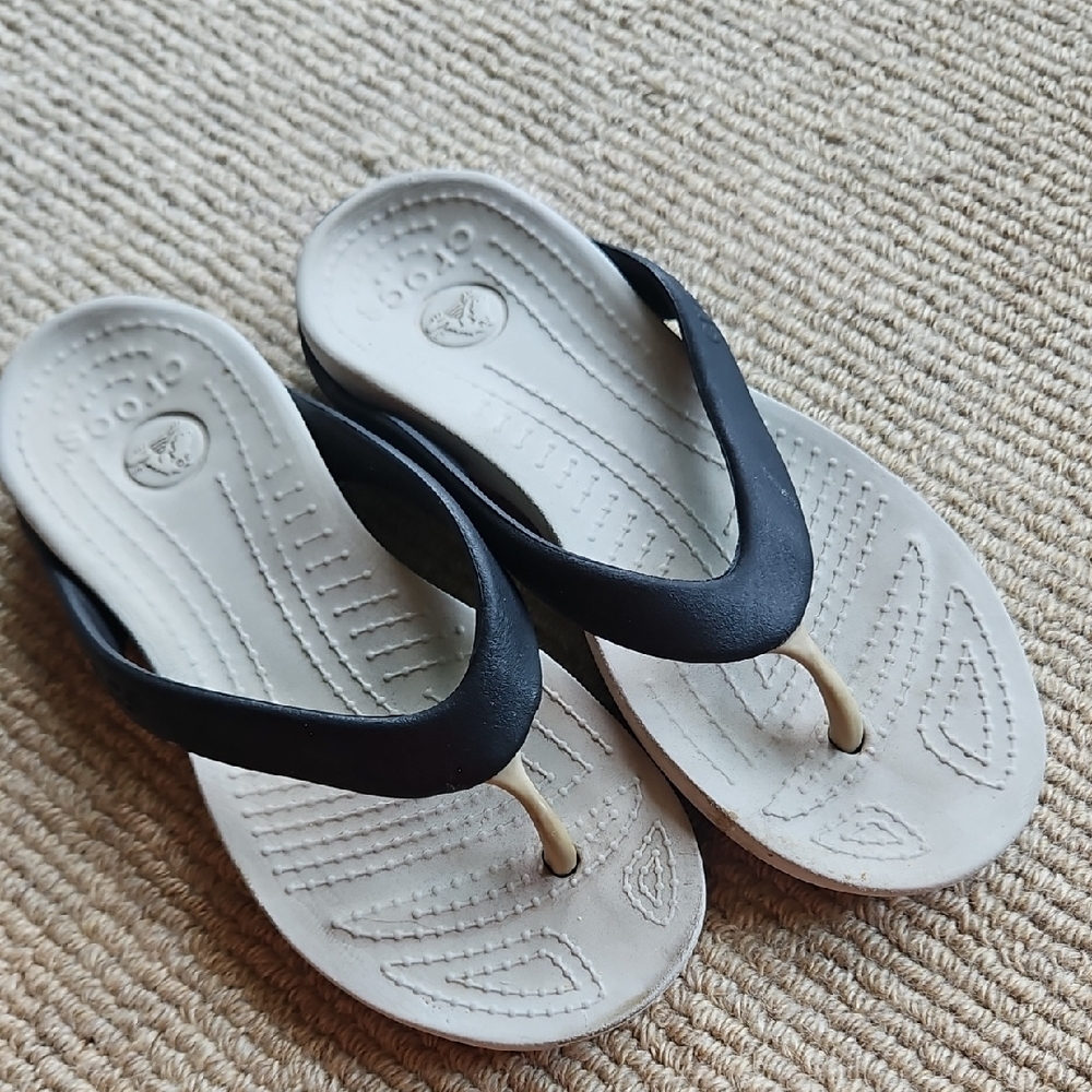 Black and Gray Crocs Waterproof Flip Flops